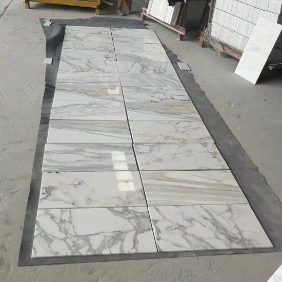 Tipi di marmo tagliati a misura di pavimento/parete/piano di lavoro/piano lavabo/mosaico/decorazione di scale per progetti commerciali, hotel, ville
